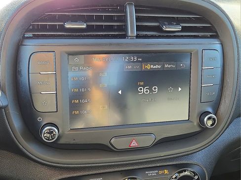 Used 2024 Kia Soul LX w/ Option Group 015 image 25