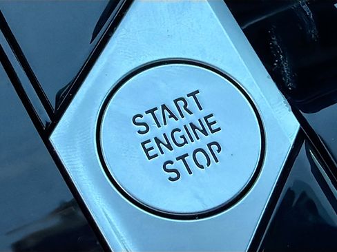 Used 2026 BMW X5 xDrive40i w/ M Sport Package image 36