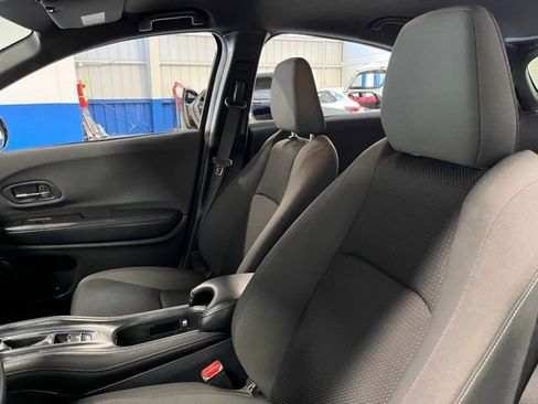 Used 2021 Honda HR-V Sport image 23