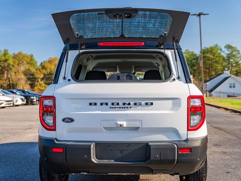 Certified 2025 Ford Bronco Sport Outer Banks w/ Outer Banks Tech Package+ image 17