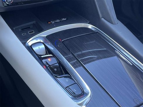 Certified 2024 Buick Enclave Essence image 21