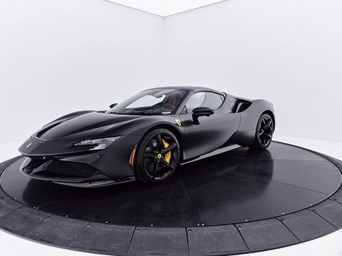 Used 2024 Ferrari SF90 Spider AWD/4WD image 14
