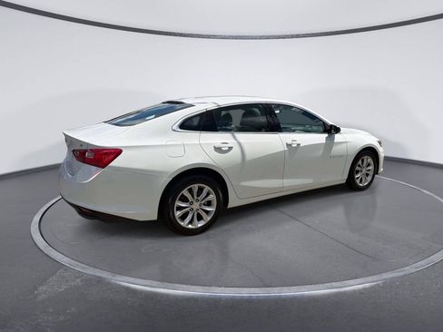 Used 2023 Chevrolet Malibu LT FWD image 3