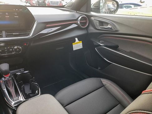 New 2026 Chevrolet Trax RS w/ Driver Confidence Package image 24