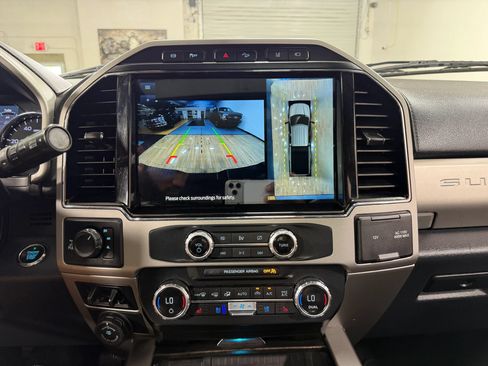 Used 2022 Ford F350 Lariat w/ Black Appearance Package AWD/4WD image 23