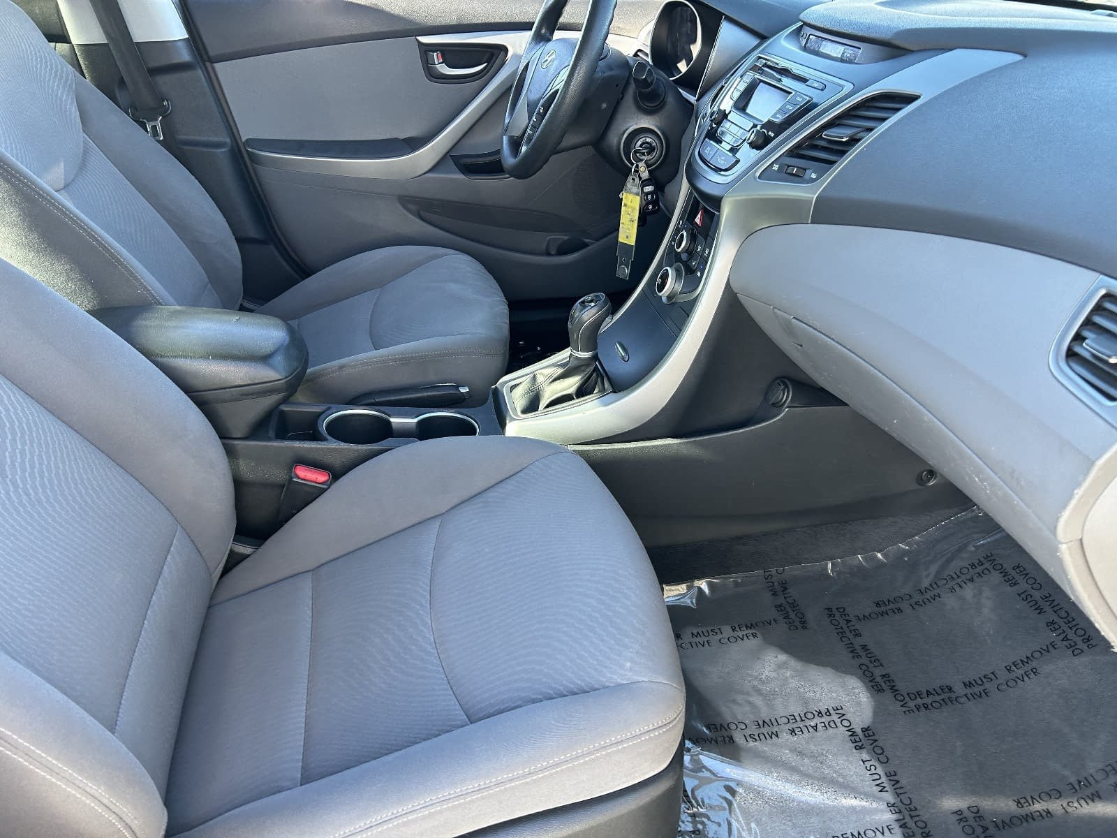 Used 2015 Hyundai Elantra SE FWD image 14