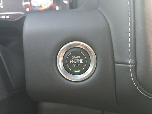 Used 2023 GMC Yukon Denali Ultimate image 34