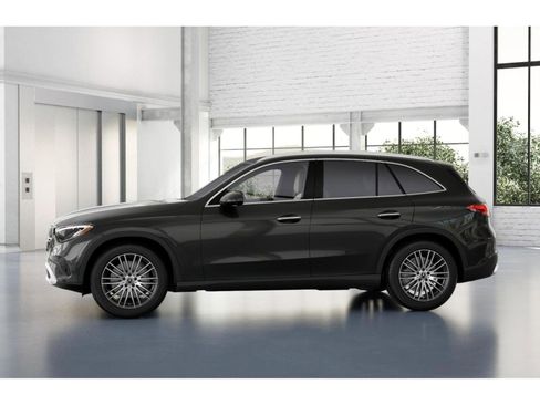 New 2026 Mercedes-Benz GLC 300 4MATIC image 37