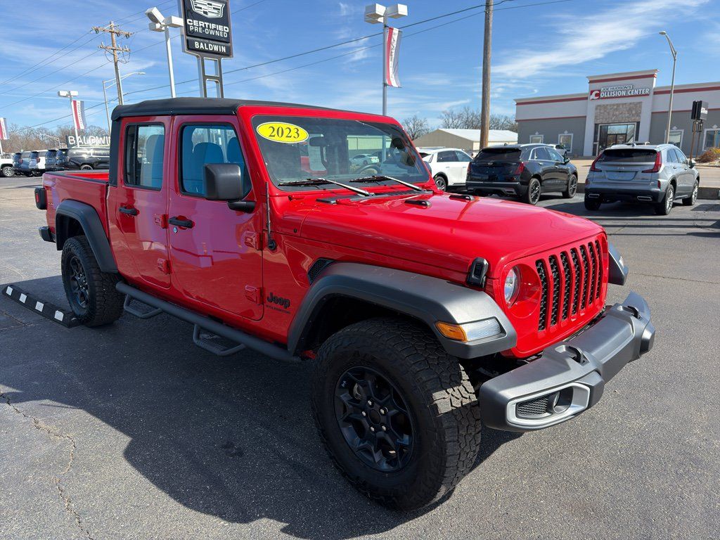 Used 2023 Jeep Gladiator Sport w/ Trailer Tow Package AWD/4WD image 4