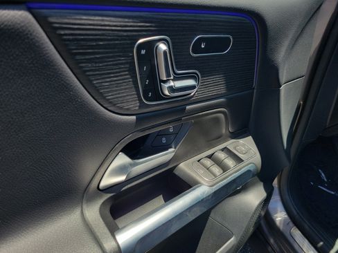 Certified 2026 Mercedes-Benz GLB 250 image 17