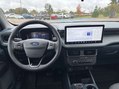 New 2025 Ford Maverick XLT w/ XLT Luxury Package image 16