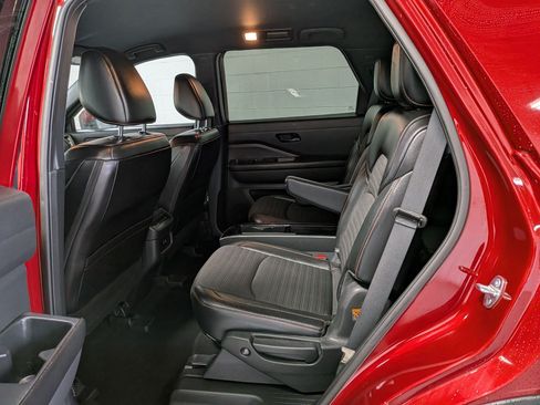 Used 2023 Nissan Pathfinder Rock Creek AWD/4WD image 30