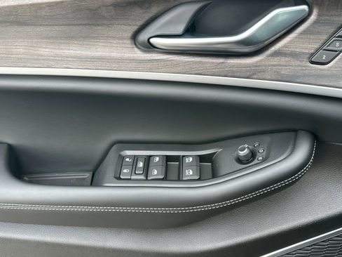 New 2026 Jeep Grand Cherokee L Limited AWD/4WD image 11