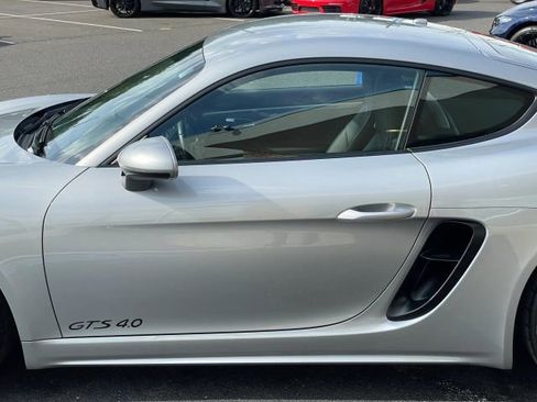 Used 2022 Porsche 718 Cayman GTS RWD image 15