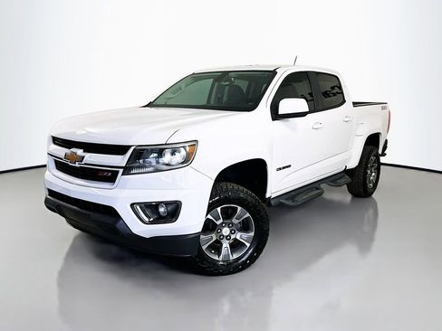 Used 2017 Chevrolet Colorado Z71 RWD image 3