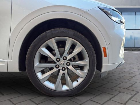Used 2023 Buick Envision Avenir image 24
