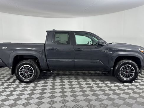 New 2025 Toyota Tacoma TRD Sport image 3