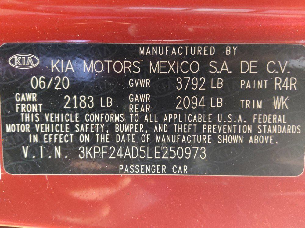 Used 2020 Kia Forte LXS FWD image 33