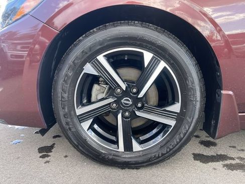 Used 2024 Nissan Sentra SV w/ All-Weather Package FWD image 10