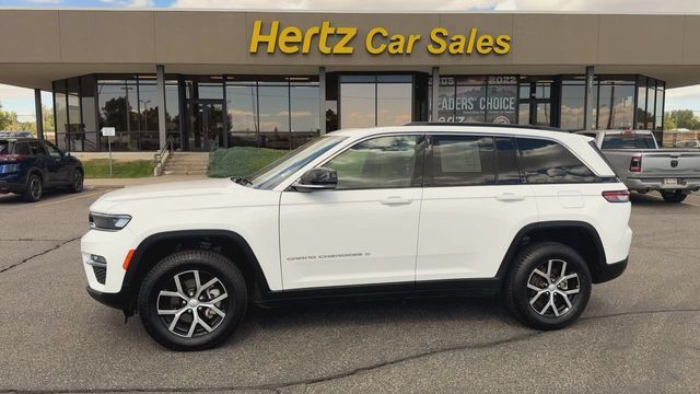 Used 2024 Jeep Grand Cherokee Limited AWD/4WD image 5