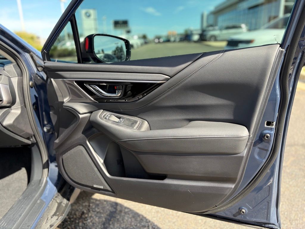 Used 2024 Subaru Outback Touring XT AWD/4WD image 19