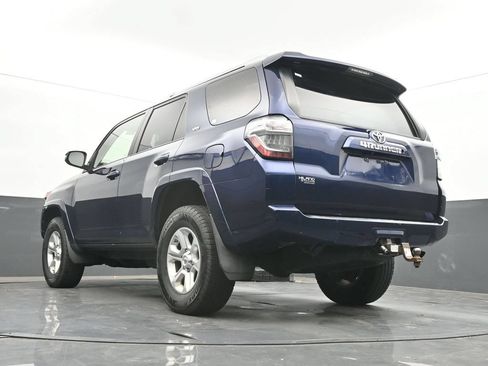 Used 2018 Toyota 4Runner SR5 Premium AWD/4WD image 41