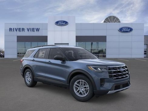New 2026 Ford Explorer Active AWD/4WD image 7