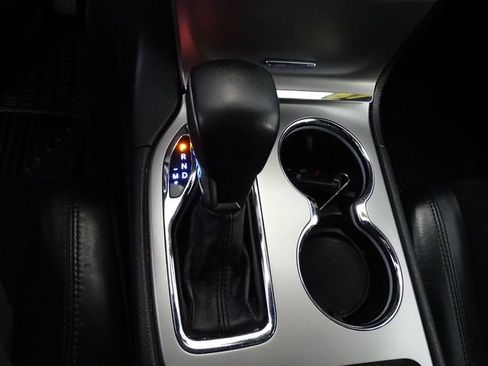 Used 2018 Jeep Grand Cherokee Altitude image 12