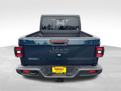 New 2025 Jeep Gladiator Sport image 6