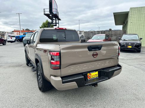 Used 2023 Nissan Frontier PRO-4X w/ Pro-4X Premium Package AWD/4WD image 9