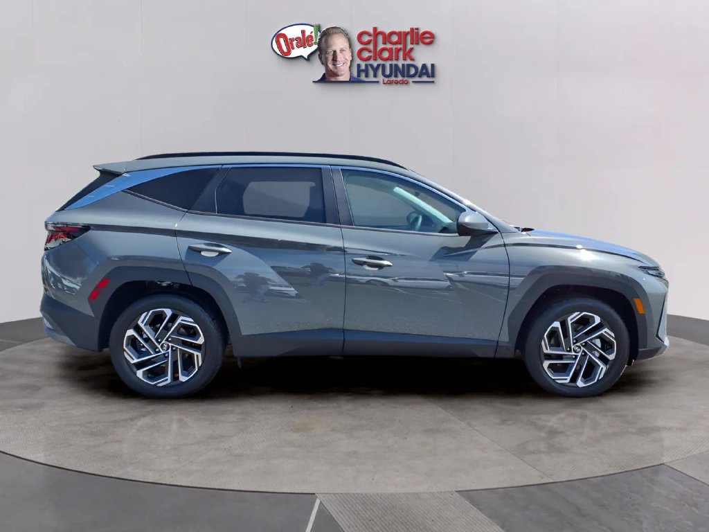 New 2026 Hyundai Tucson SEL Plus FWD image 6