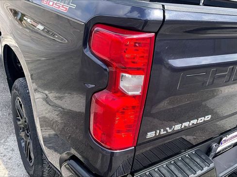 Used 2022 Chevrolet Silverado 1500 Custom Trail Boss AWD/4WD image 23