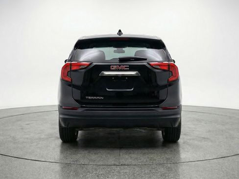 Used 2024 GMC Terrain SLT AWD/4WD image 7