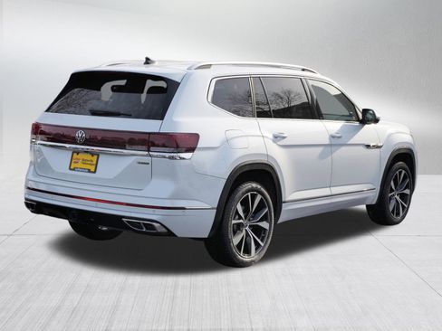 Certified 2024 Volkswagen Atlas SEL Premium R-Line image 7