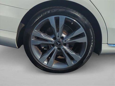 Used 2020 Mercedes-Benz C 300 Sedan image 7
