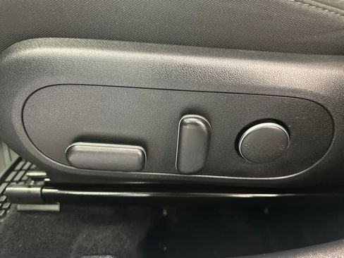 Used 2025 Hyundai Kona SEL AWD/4WD image 21