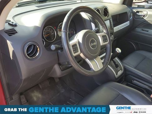 Used 2017 Jeep Compass Latitude image 8