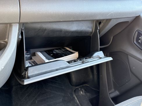 Used 2022 Ford E-Transit 148 High Roof Extended image 21