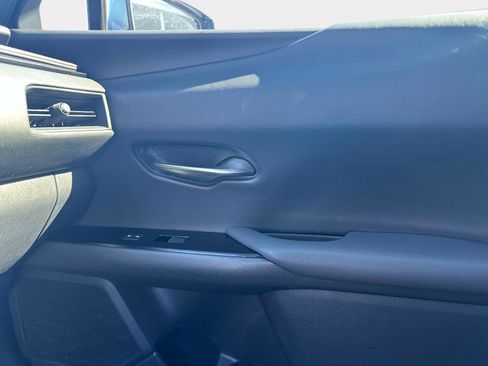 Used 2019 Lexus UX 250h F Sport w/ F Sport Premium Package image 21