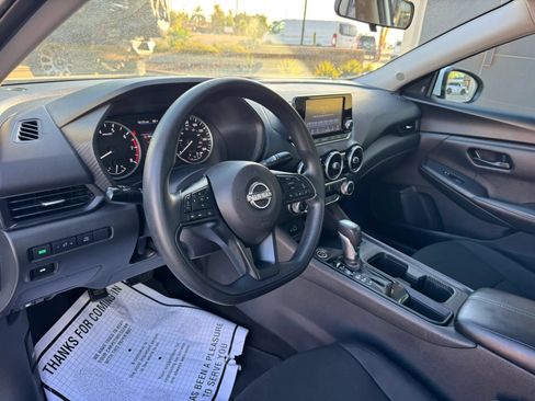 Used 2024 Nissan Sentra S FWD image 18