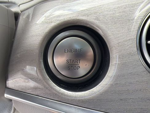 Used 2015 Mercedes-Benz S 550 Sedan image 16