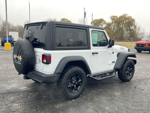 Used 2023 Jeep Wrangler Willys image 7