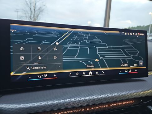 New 2026 BMW 330i Sedan w/ M Sport Package image 24