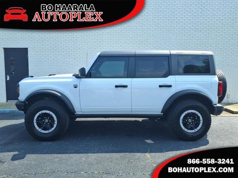 Used 2025 Ford Bronco Big Bend w/ Black Diamond Package AWD/4WD image 1