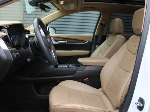 Used 2023 Cadillac XT5 Premium Luxury w/ Platinum Package image 25