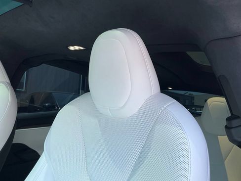 Used 2023 Tesla Model X AWD/4WD image 18