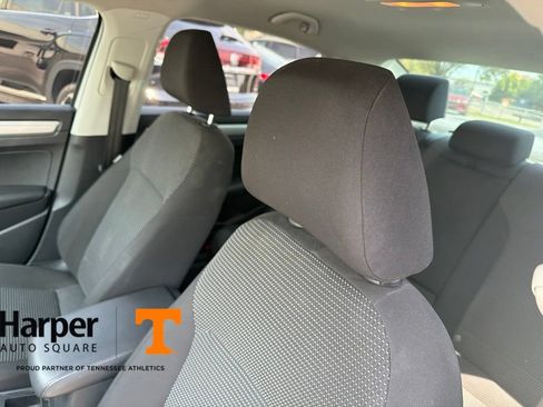 Used 2018 Volkswagen Passat 2.0T S w/ Driver Assistance Package FWD image 11