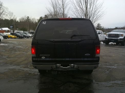 Used 2005 Ford Excursion XLS image 6