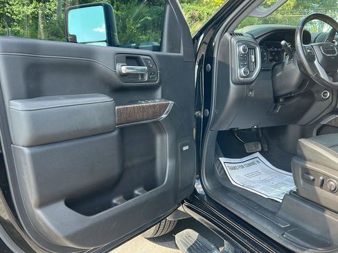 Certified 2022 GMC Sierra 3500 Denali w/ Technology Package AWD/4WD image 12