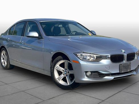 Used 2015 BMW 328i xDrive Sedan AWD/4WD image 2